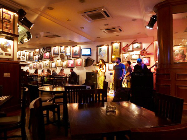 ハード ロック カフェ バリ（ハード ロック ホテル バリ内